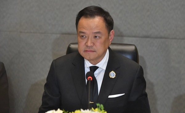 นายกฯ ยังไม่เปิดด่านจนกว่าจะมั่นใจภัยคุกคามลดลง - รอฟังเสียงปชช.