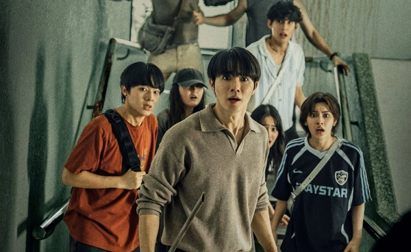 Zomvivor มหาลัยคลั่ง: ซีรีส์ที่ถูกยกว่าเป็น "ซอมบี้ไทยที่ดีที่สุด" ในตอนนี้