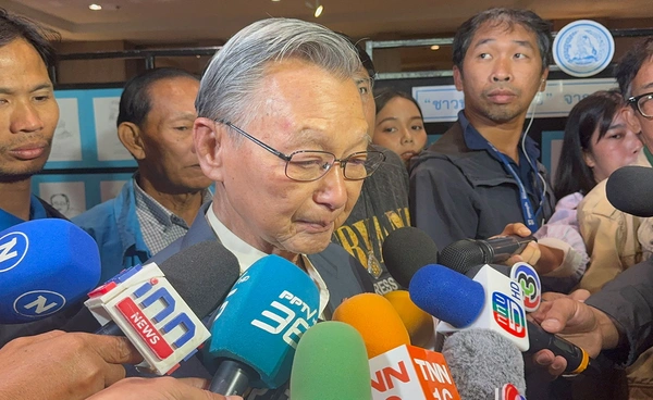 “ชวน” อยากเห็น “อภิสิทธิ์” กลับมานำปชป. เชื่อคนให้กำลังใจ 