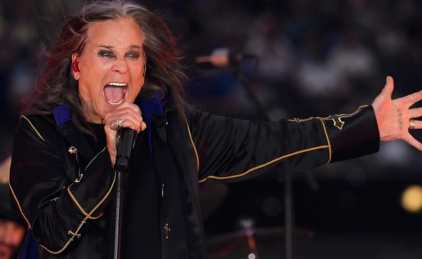 ปิดตำนาน "ออสซี่ ออสบอร์น" แห่ง Black Sabbath เสียชีวิตในวัย 76 ปี 