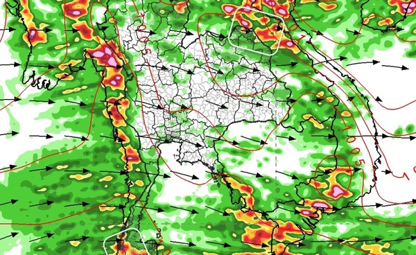 หยุดยาวนี้ระวังฝนหนัก! เหนือ อีสาน ด้านรับมรสุม  เฝ้าระวังน้ำท่วมฉับพลัน