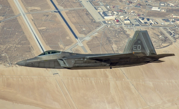 จีนพัฒนา "เรดาร์ควอนตัม" ครั้งแรกของโลก อ้างสามารถตรวจจับเครื่องบินสเตลท์ขับไล่ F-22 ของสหรัฐฯ ได้