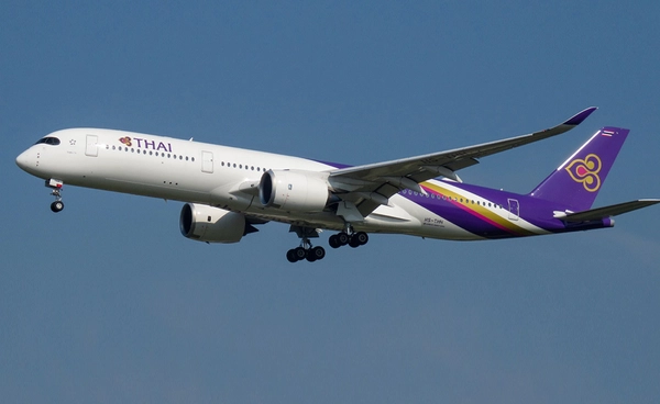 ไขปริศนา! ทำไม "ฤดูหนาว" เครื่องบินถึงบินต่ำ และเห็นบ่อยขึ้นเหนือฟากฟ้ากรุงเทพฯ?