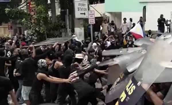 GEN Z ฟิลิปปินส์ประท้วงต่อต้านคอร์รัปชัน 