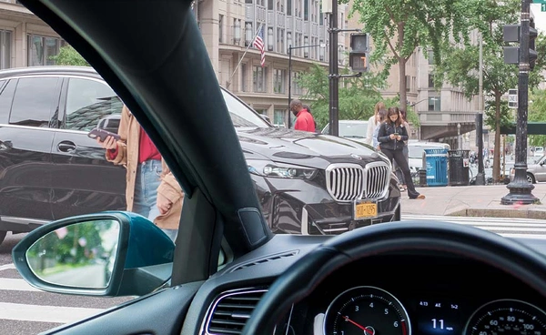 รถยิ่งใหม่ ทัศนวิสัยยิ่งแย่ !? วิจัยชี้ Blind Spot (จุดอับสายตา) ในรถใหม่ มีเยอะยิ่งกว่ารถรุ่นเก่า !