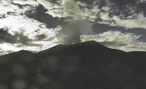 โคลอมเบีย  ยกระดับเตือนภัยสีส้ม "ภูเขาไฟปูราเซ่" เสี่ยงปะทุ