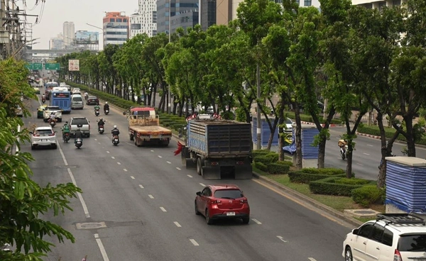 กทม.ขยายเขตมลพิษต่ำ ห้ามรถบรรทุก 6 ล้อเข้าพื้นที่ 50 เขต