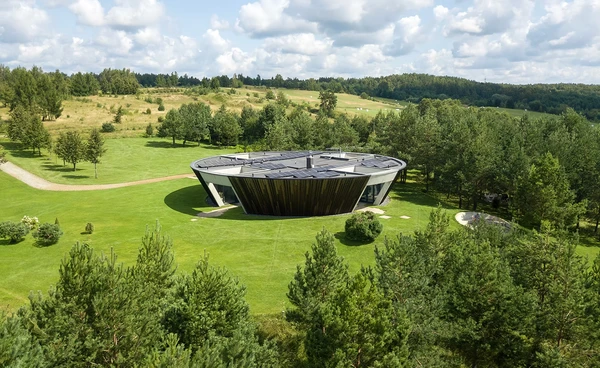 ทรงกลมสุดล้ำในลิทัวเนีย นวัตกรรมผสานธรรมชาติ สะท้อนวิสัยทัศน์สถาปัตยกรรมล้ำสมัย