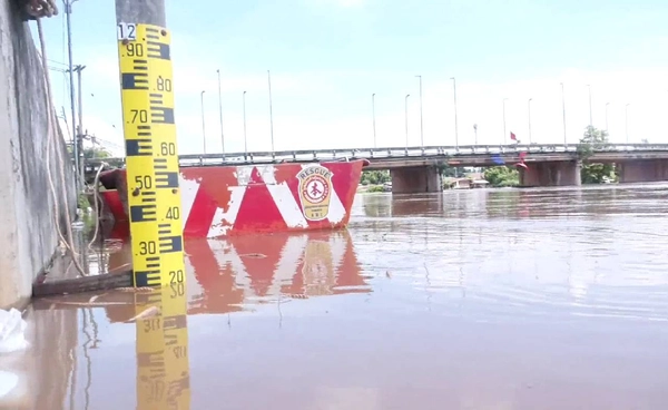 แม่น้ำน่านล้นตลิ่งท่วมพิจิตร เตือน 4 ต.ค.มวลน้ำก้อนใหม่ทำระดับน้ำสูงขึ้นอีก 1 ม.