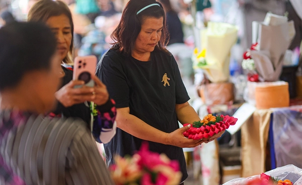 รวมพิกัดงานลอยกระทง 2568 สมุทรปราการ สืบสานประเพณี พร้อมถวายความอาลัย 