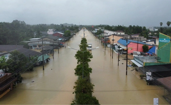น้ำท่วมใต้ สธ.รับมือ หน่วยบริการ 12 แห่งในพื้นที่ยังพร้อมให้บริการประชาชน