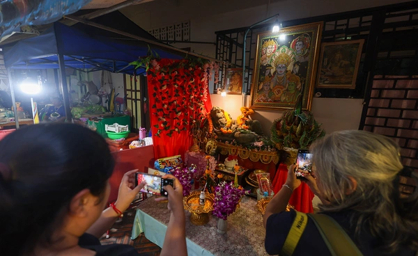 เทศกาลดิวาลี (Diwali) แสงแห่งศรัทธาและความหลากหลายในย่านพาหุรัด