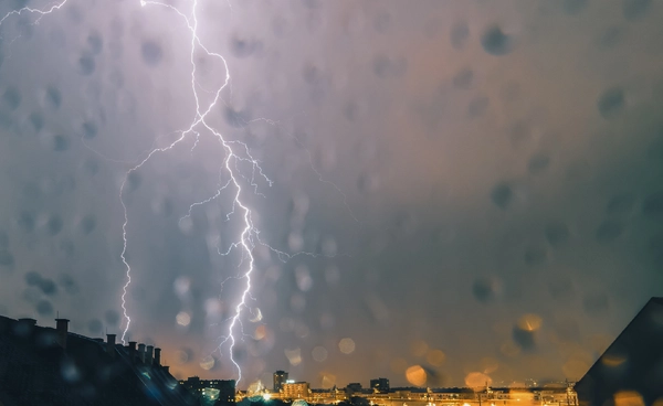 “ลานีญา” เร่งเครื่องปลายปี เตรียมรับฝนหนักก.ย.-ต.ค.68 ก่อนเจอ “เอลนีโญ” ปีหน้า!