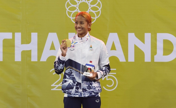 “เงือกเนย” สะใจล้มแชมป์ 4 สมัย!  ขอป้องกันทองเดี่ยวผสม 400 เมตร