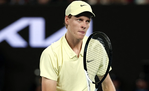 ซินเนอร์ ขอโทษหลังถอนตัวนัดชิงฯกับ อัลคาราซ จากอาการป่วย