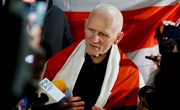 เบลารุสปล่อยตัวนักโทษนับร้อย รวมผู้ได้โนเบลสันติภาพ