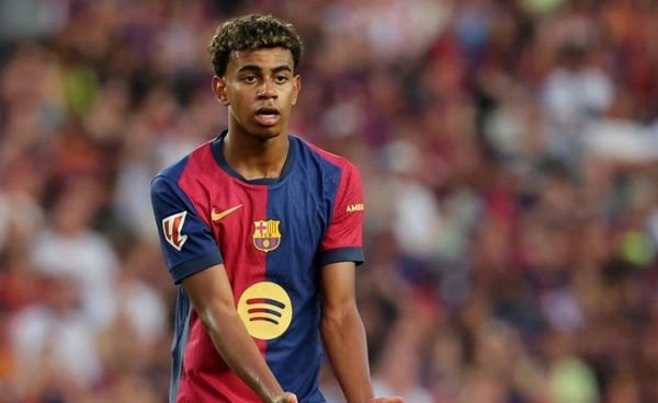 บาร์เซโลน่าขึ้นนำก่อน แต่สุดท้ายพ่ายเปแอสเชคารัง 1-2