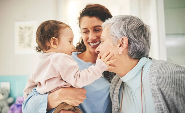 ไทยก้าวหน้าเพิ่มสิทธิ “แม่ลาคลอด” เทียบเท่าโปรตุเกส-บราซิล ยกระดับศักยภาพทุนมนุษย์