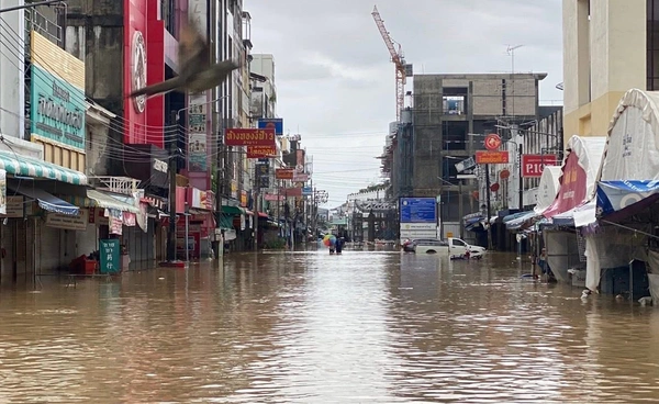 น้ำท่วมหาดใหญ่เริ่มลด เขต 3–4 ยังวิกฤตจากน้ำคลองอู่ตะเภา