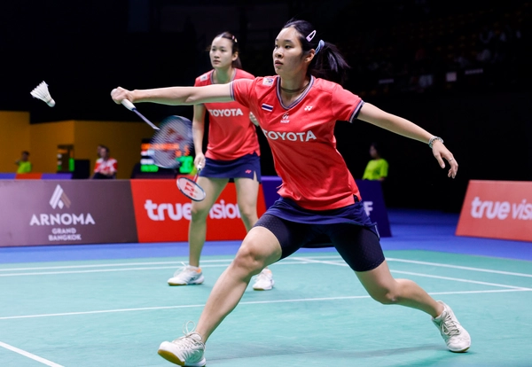 อันนา-มูนา ฟอร์มแรงไม่เลิก! กอดคอ ไตเติ้ล-เจน ตัดเชือกแบด แคนาดาฯ