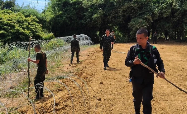 กองกำลังบูรพาติดรั้วลวดหนาม 9.8 กม. ปิดช่องโหว่ชายแดนอรัญฯ