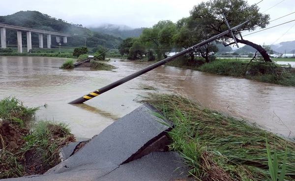 ปภ. แจ้งเตือน 27 จังหวัด เฝ้าระวังน้ำท่วมฉับพลัน-ดินถล่ม ถึง 3 พ.ย. 68