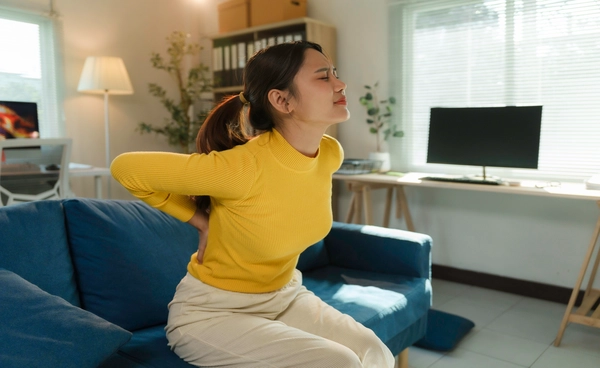 แนวทางการรักษา “หมอนรองกระดูกทับเส้นประสาท” รู้เร็ว รักษาได้ แบบไม้ต้องผ่าตัดใหญ่