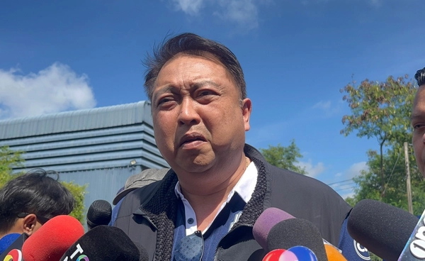 "สุชาติ" ไม่ยอมให้กัมพูชาปักหลักบ้านหนองจาน ลั่นหากไม่ยอมสั่งใช้กม.เต็มอัตราศึก