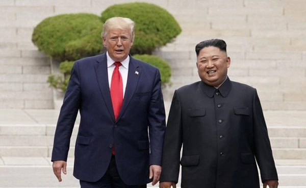 ทรัมป์อาจได้เจอคิมจองอึน ที่การประชุมเอเปค