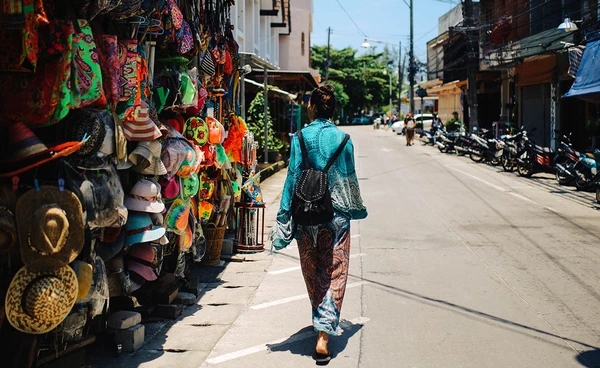 กรมพัฒฯ บิ๊กคลีนนิ่งเกาะพะงัน ลุยปราบนอมินี พบ “สนง.บัญชี-วิลล่าหรู” เข้าข่าย