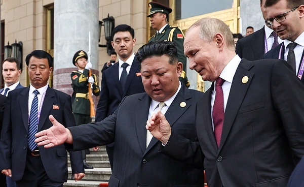 เกาหลีเหนือให้คำมั่นจะช่วยรัสเซียทุกอย่างที่สามารถทำได้