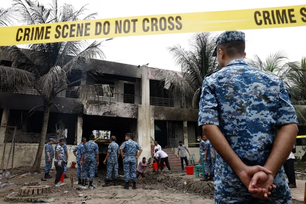 เครื่องบินกองทัพตกใส่โรงเรียนในบังกลาเทศ เสียชีวิตเพิ่มเป็น 27 ราย