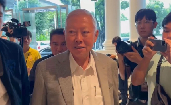 “บวรศักดิ์”  นัดสื่อแถลงข่าว 16 ต.ค. ตอบทุกประเด็นที่อยู่ในความสนใจ