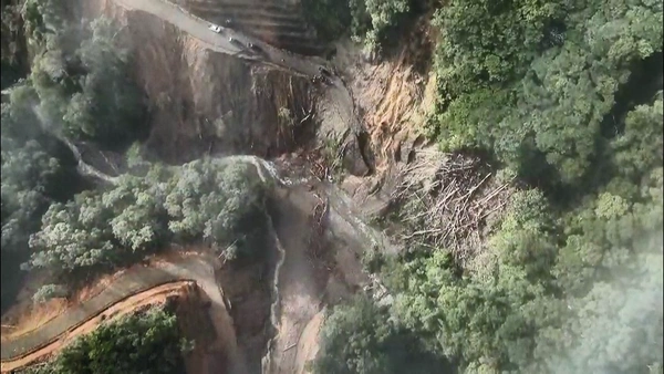 "อินโดนีเซีย" ฝนตกหนักดินถล่มในเหมืองทอง เสียชีวิต 6 คน สูญหายอีก 14 คน   