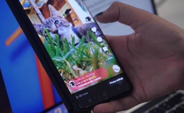 ออสเตรเลียพิจารณา “ตรวจสอบอายุขั้นต่ำ” ห้ามวัยรุ่นใช้โซเชียลมีเดีย