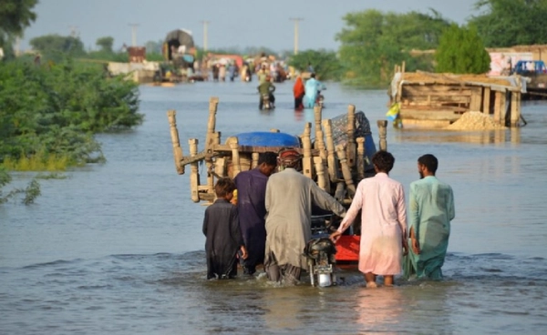"ปากีสถาน" ยังวิกฤต  ฝนตกน้ำท่วมหนัก ยอดผู้เสียชีวิตทะลุ 300 ราย