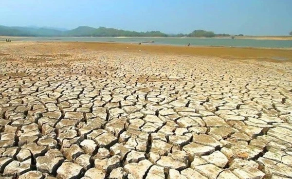 “อิหร่าน” เผชิญวิกฤตน้ำ  เขื่อนแห้ง ดินทรุด   ทะเลสาบใหญ่ใกล้สูญสิ้น