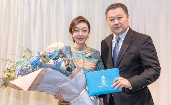 “มาริษา เจียรวนนท์” เข้ารับพระราชทานรางวัลแม่ดีเด่นแห่งชาติ 2568 สุภกิตและครอบครัวร่วมแสดงความยินดี