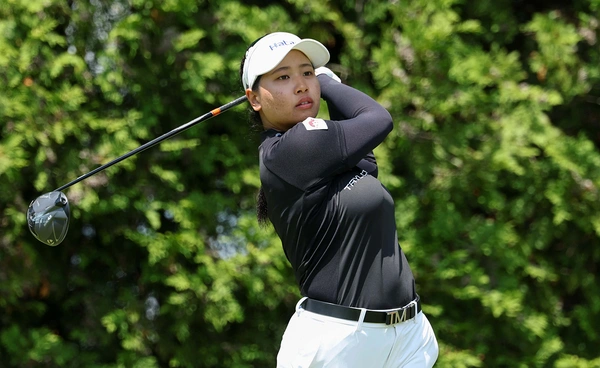 ชเนตตี หวดไร้โบกี้ นำรอบแรกสวิง LPGA โครเกอร์ ควีน ซิตี้ แชมเปี้ยนชิพ