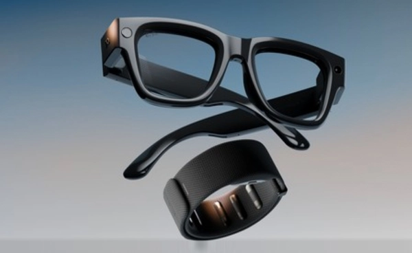 Meta เปิดตัว "Meta Ray-Ban Display" แว่นตา AI รุ่นใหม่ พร้อมสายควบคุม Meta Neural Band
