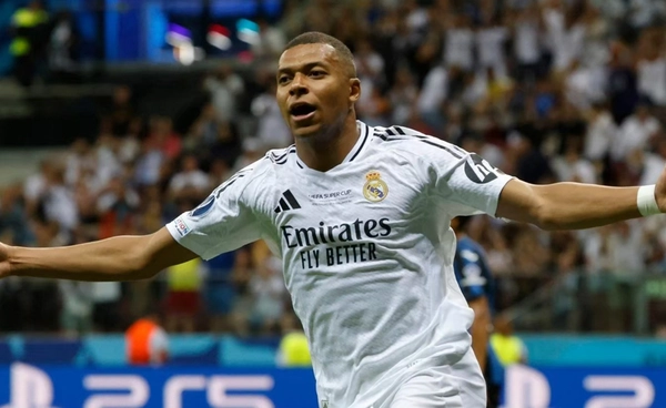 เอ็มบั๊ปเป้ซัดสองตุง พาราชันชุดขาวบุกถล่มเลบันเต้ 4-1