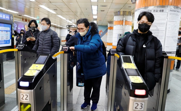 เกาหลีใต้เล็งขยายอายุเกษียณเป็น 65 ปี ถกเดือดหวั่นกระทบโอกาสคนรุ่นใหม่