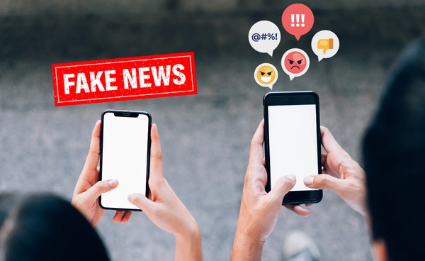 ปลุกอารมณ์-ข่าวปลอม อินฟลูเอนเซอร์ในห้วงความขัดแย้ง เกิดขึ้นได้อย่างไร ควรมีกฎหมายกำกับหรือไม่ ?