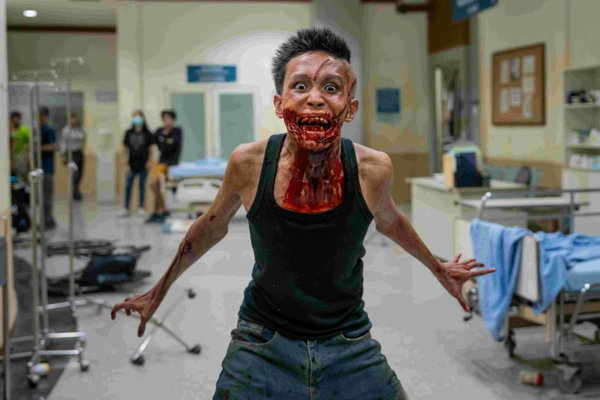 ซอมบี้ปลาระบาดทั่วโลก! ‘ปากกัด ตีนถีบ’ ไต่ขึ้นอันดับ 3 Netflix Global Top 10 หมวดภาพยนตร์ภาษาต่างประเทศ