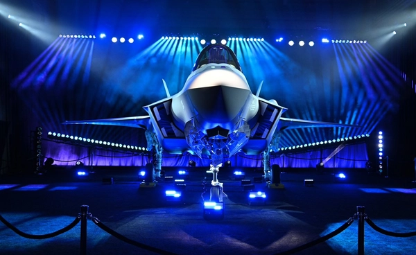 ฟินแลนด์เปิดตัว F-35A ลำแรกอย่างเป็นทางการ สร้างฝูงบินขับไล่ที่ใหญ่ที่สุดในยุโรปเหนือ