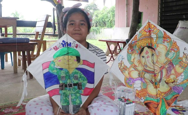 "จิ๋วแต่แจ๋ว"ศิลปินหญิงวัย 13 ปี วาดภาพบนว่าว หาทุนการศึกษา  | เรื่องดีดีทั่วไทย | 16-10-68