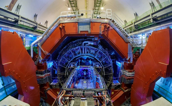 นักวิจัย CERN เปลี่ยนตะกั่วเป็นทอง ยุคใหม่แห่งการแปรธาตุด้วยพลังสนามแม่เหล็กไฟฟ้า