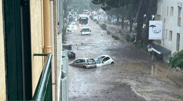 พายุฝนถล่ม “ฝรั่งเศส” ตกหนัก 2 วัน น้ำท่วมหลายเมือง