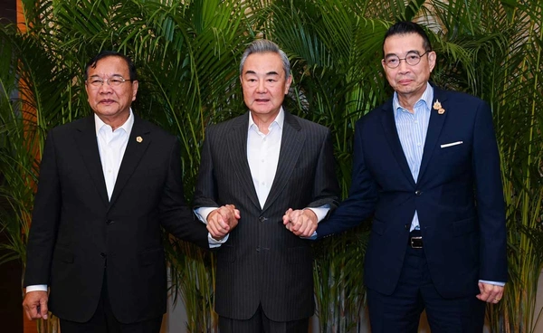 รมว.ต่างประเทศ ขอบคุณจีนสนับสนุนการแก้ไขปัญหาระหว่างไทย-กัมพูชาอย่างสันติ 