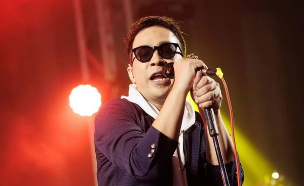 อัปเดตอาการ คิง เดอะวอยซ์ ยังพบเส้นเลือดตีบเพิ่ม แพทย์เร่งหาสาเหตุ